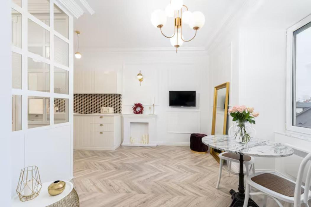 Florianska Old Town Apartments Краков Экстерьер фото